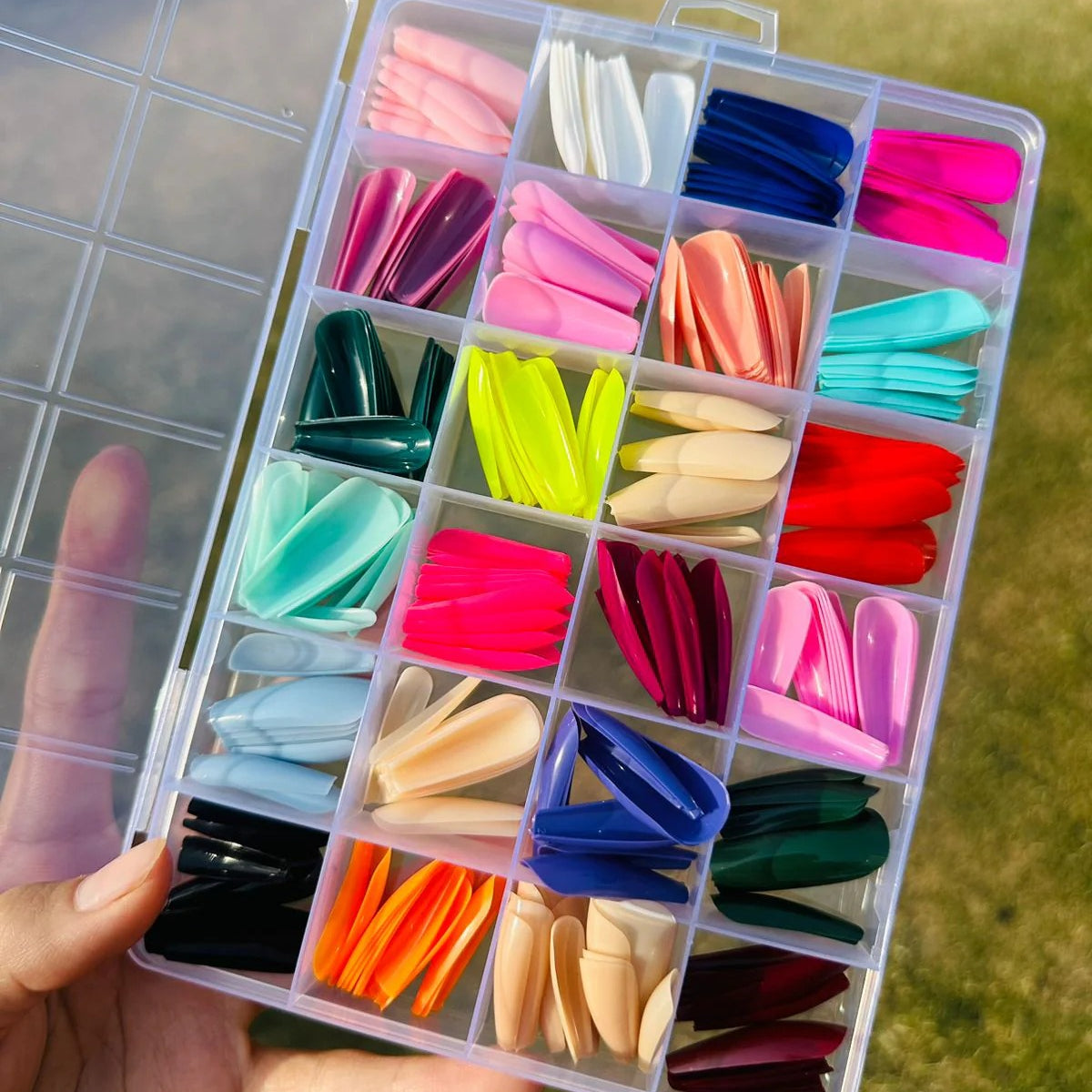 576 pcs nails with box ,Reusable Artificial nails
